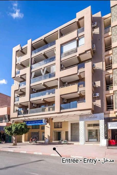 شقة Plein Centre Marrakech, Grand Balcon Filant مراكش المظهر الخارجي الصورة